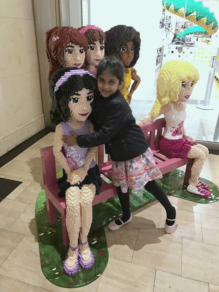 things to do in chicago, travel blogger, magnificent mile, windy city, DC blogger, saumya shiohare, myriad musings, lifestyle things to do in chicago, travel blogger, magnificent mile, windy city, DC blogger, saumya shiohare, myriad musings, lifestyle