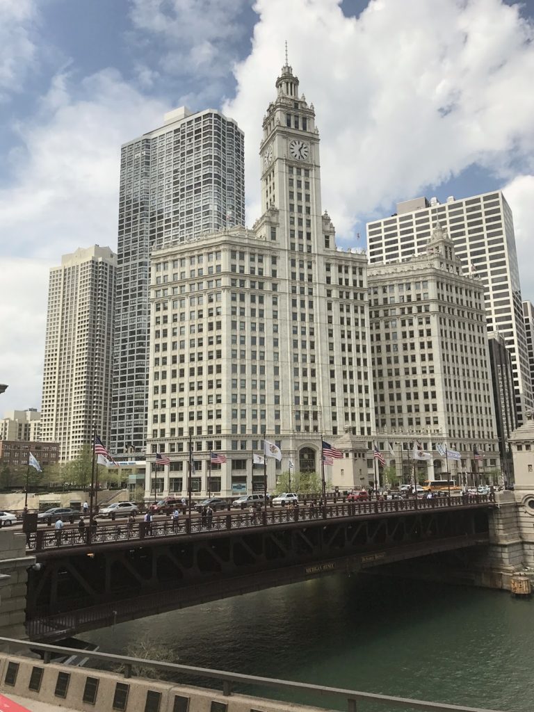 things to do in chicago, travel blogger, magnificent mile, windy city, DC blogger, saumya shiohare, myriad musings, lifestyle things to do in chicago, travel blogger, magnificent mile, windy city, DC blogger, saumya shiohare, myriad musings, lifestyle