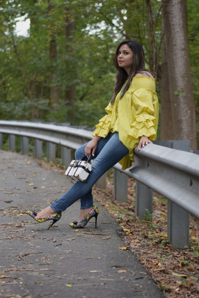how to wear dress over jeans, fall fashion, baloon sleeves, skinny jeans, colorful pumps, blogger, style, street style, chartreuse dress .jpg how to wear dress over jeans, fall fashion, baloon sleeves, skinny jeans, colorful pumps, blogger, style, street style, chartreuse dress .jpg