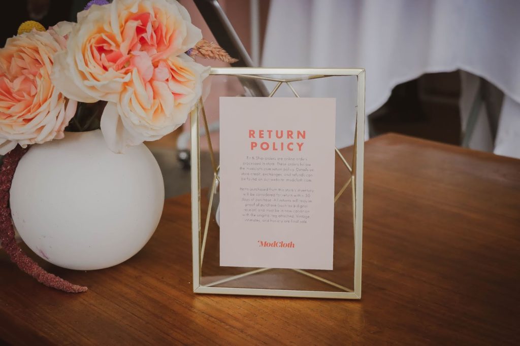 modcloth DC fitshop, Dc lifestyle, store opening, dc love, dc blogger, fashion store, online retailer, shopping, stylist, fashion scene in DC, blogger, lifestyle, clothes, trend talk, myriad musings modcloth DC fitshop, Dc lifestyle, store opening, dc love, dc blogger, fashion store, online retailer, shopping, stylist, fashion scene in DC, blogger, lifestyle, clothes, trend talk, myriad musings