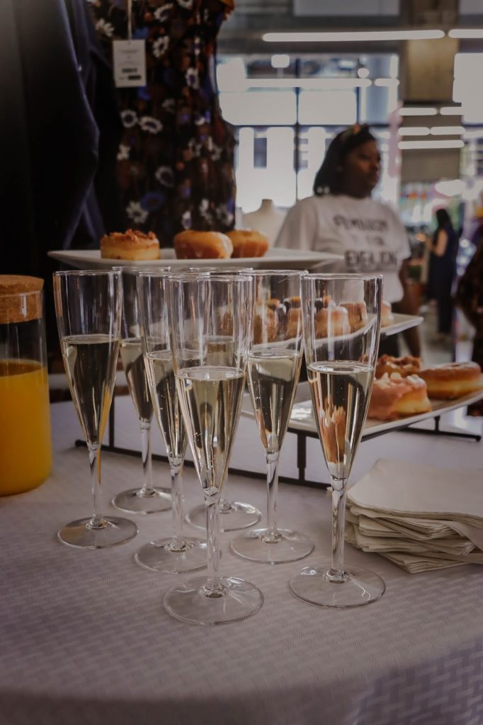 modcloth DC fitshop, Dc lifestyle, store opening, dc love, dc blogger, fashion store, online retailer, shopping, stylist, fashion scene in DC, blogger, lifestyle, clothes, trend talk, myriad musings modcloth DC fitshop, Dc lifestyle, store opening, dc love, dc blogger, fashion store, online retailer, shopping, stylist, fashion scene in DC, blogger, lifestyle, clothes, trend talk, myriad musings