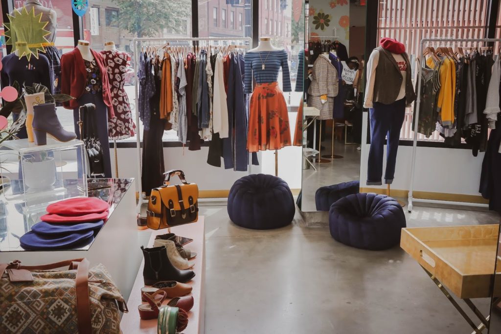 modcloth DC fitshop, Dc lifestyle, store opening, dc love, dc blogger, fashion store, online retailer, shopping, stylist, fashion scene in DC, blogger, lifestyle, clothes, trend talk, myriad musings modcloth DC fitshop, Dc lifestyle, store opening, dc love, dc blogger, fashion store, online retailer, shopping, stylist, fashion scene in DC, blogger, lifestyle, clothes, trend talk, myriad musings