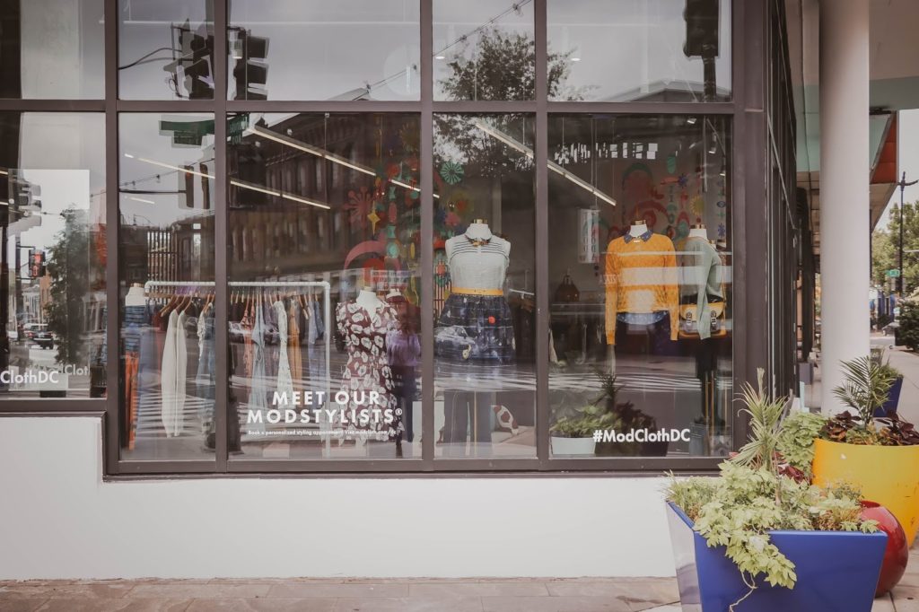 modcloth DC fitshop, Dc lifestyle, store opening, dc love, dc blogger, fashion store, online retailer, shopping, stylist, fashion scene in DC, blogger, lifestyle, clothes, trend talk, myriad musings modcloth DC fitshop, Dc lifestyle, store opening, dc love, dc blogger, fashion store, online retailer, shopping, stylist, fashion scene in DC, blogger, lifestyle, clothes, trend talk, myriad musings