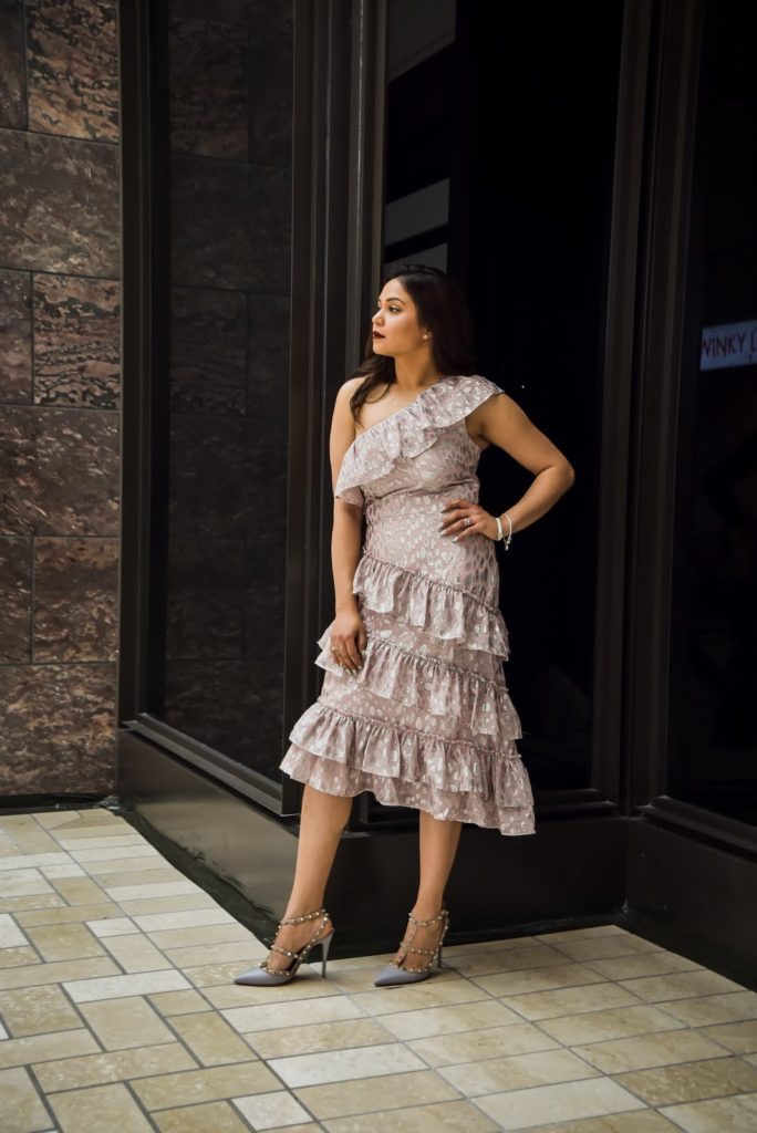 valentines day, lover and friends pick ruffle dress, pandora jewelry, fashion, tysons ciorner mall, dc blogger, saumya shiohare, myriad musings valentines day, lover and friends pick ruffle dress, pandora jewelry, fashion, tysons ciorner mall, dc blogger, saumya shiohare, myriad musings